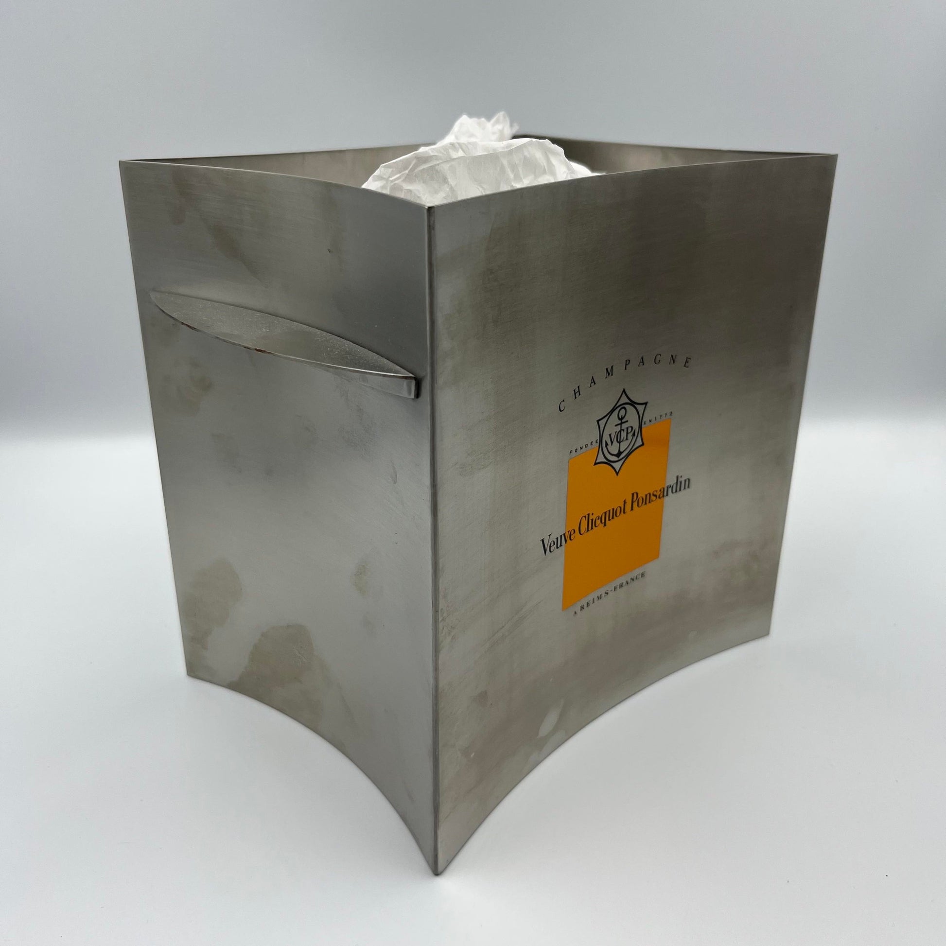 Veuve Clicquot Ponsardin Champagne Paint Box Cooler, Veuve Clicquot Metal  Ice Bucket, Vintage French VCP Decor